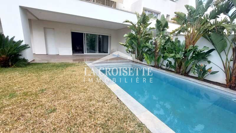 Appartement S+3 avec piscine à La Soukra